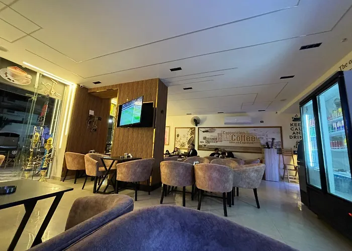 Apartman Elegant With Private Access At Scandic *