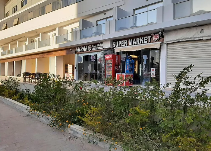 Elegant With Private Access At Scandic * Gurdaka