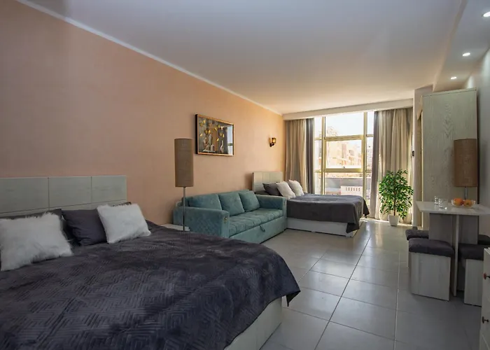 Apartman Elegant With Private Access At Scandic *