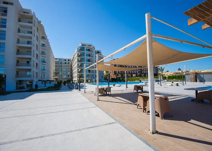 Apartman Elegant With Private Access At Scandic *